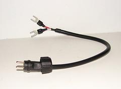 low voltage wire to connect a two pin light,12 volt